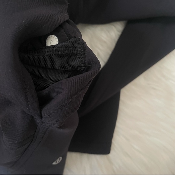 Lululemon RepelShell Jacket - Picture 9 of 9